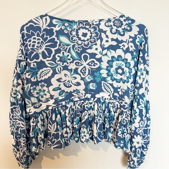 NEW O'Neill women's Mary twiggy print peasant crop top floral size M - Picture 7 of 10
